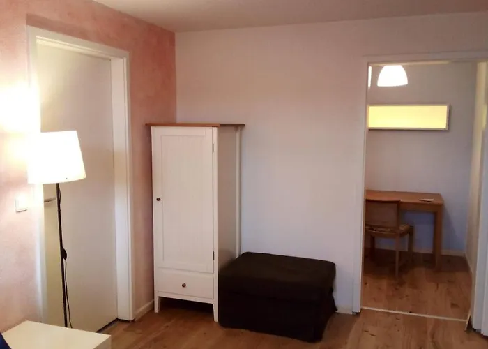 Daire Schones Feng Shui Loft Uber Den Dachern Der Dresdner Neustadt *