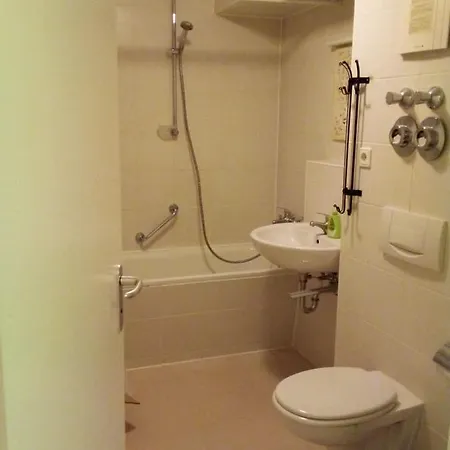 Schönes Feng Shui Loft über Den Dächern Der Dresdner Neustadt