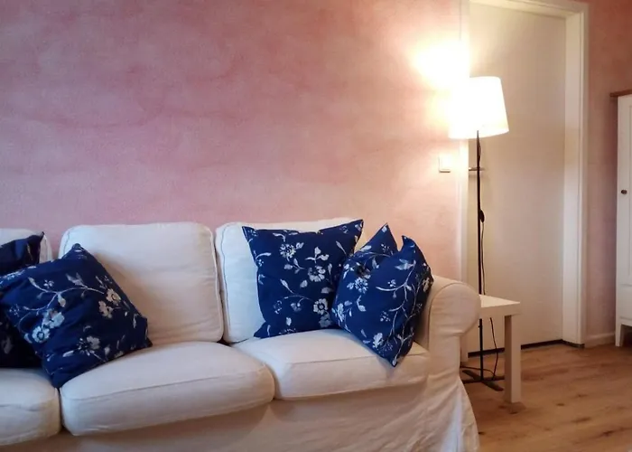 Schones Feng Shui Loft Uber Den Dachern Der Dresdner Neustadt