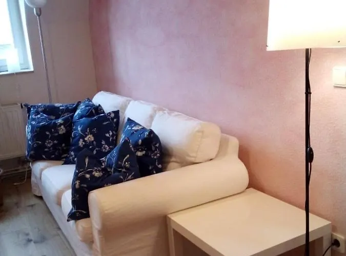 Apartman Schones Feng Shui Loft Uber Den Dachern Der Dresdner Neustadt Drezda